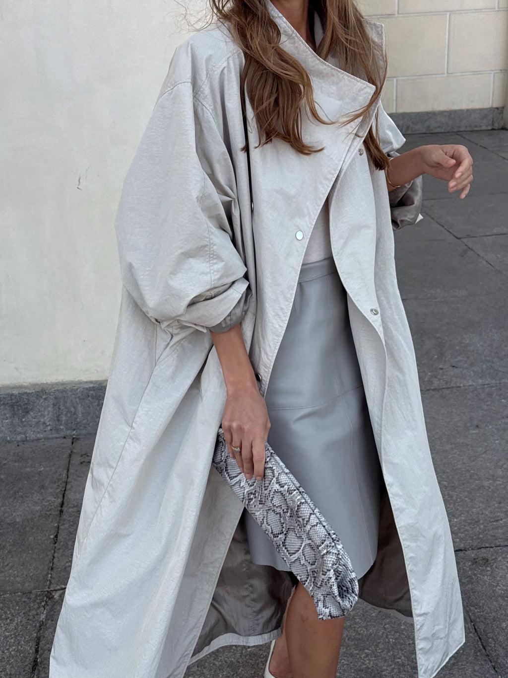 Solid Casual Long Trench Coat Women Lapel Collar Single Breasted Batwing Sleeve Windbreaker 2026 High Street Oversized Outerwear